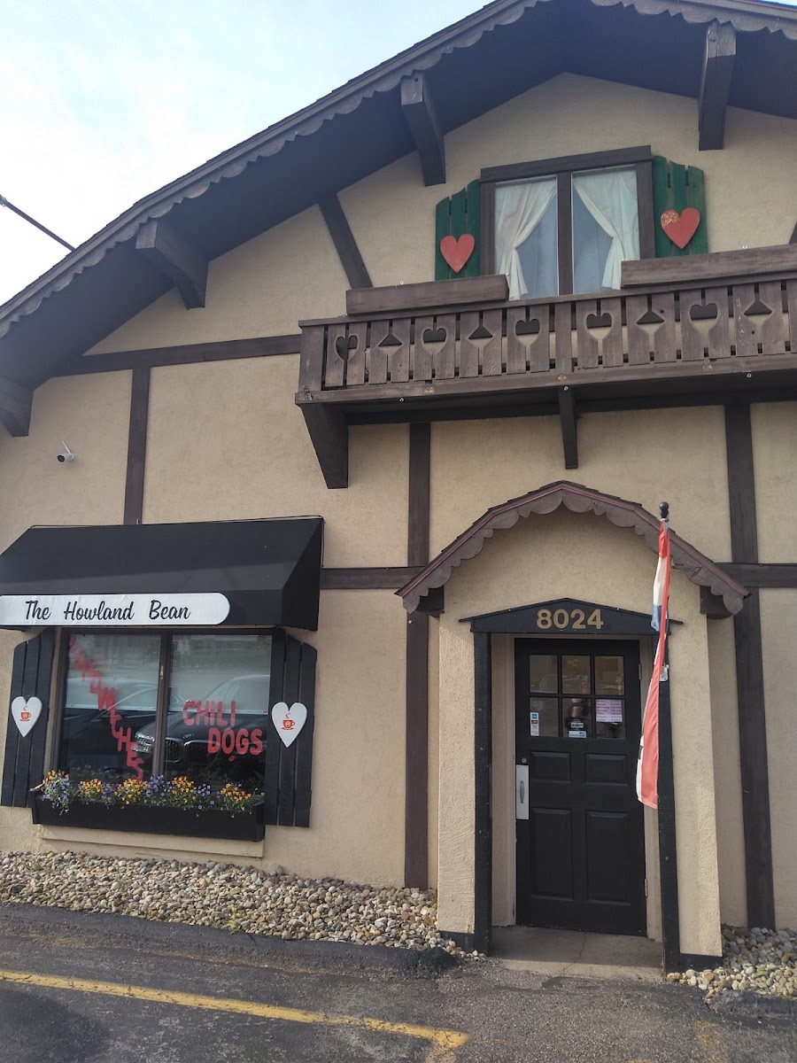 Howland Bean-3