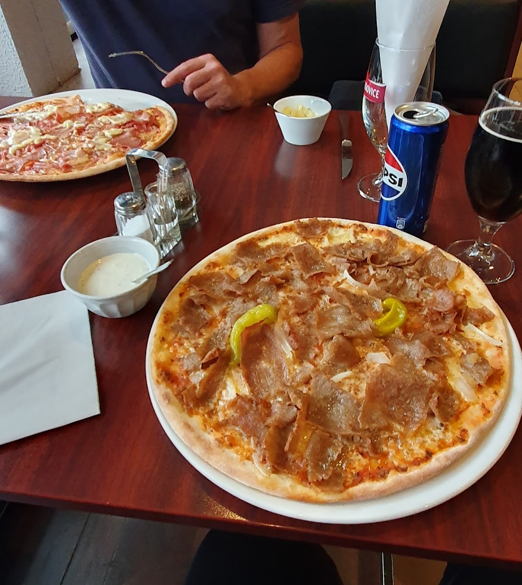 Hörnet Restaurang & Pizzeria & Bar-4