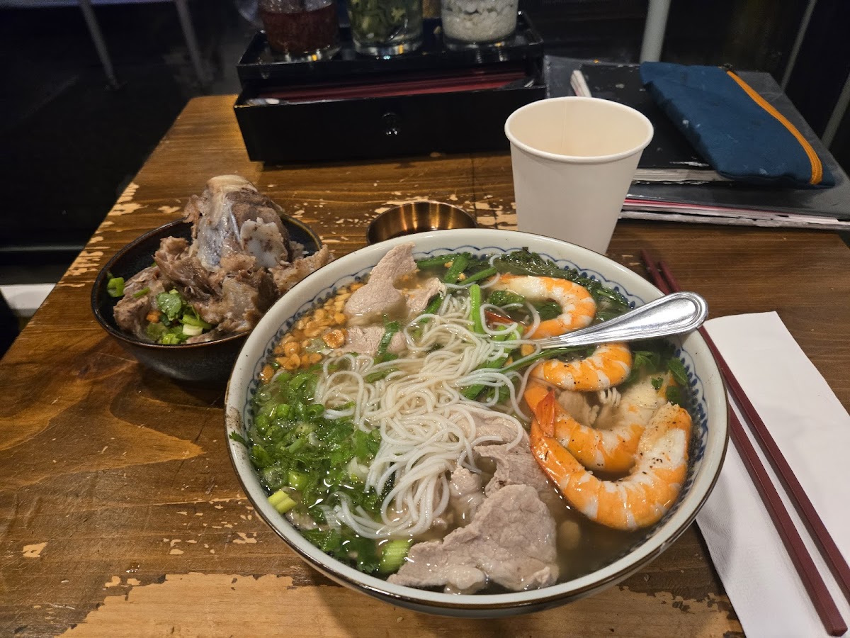 Hủ Tiếu Hồng Phát (Hồng Phát Vancouver)-5