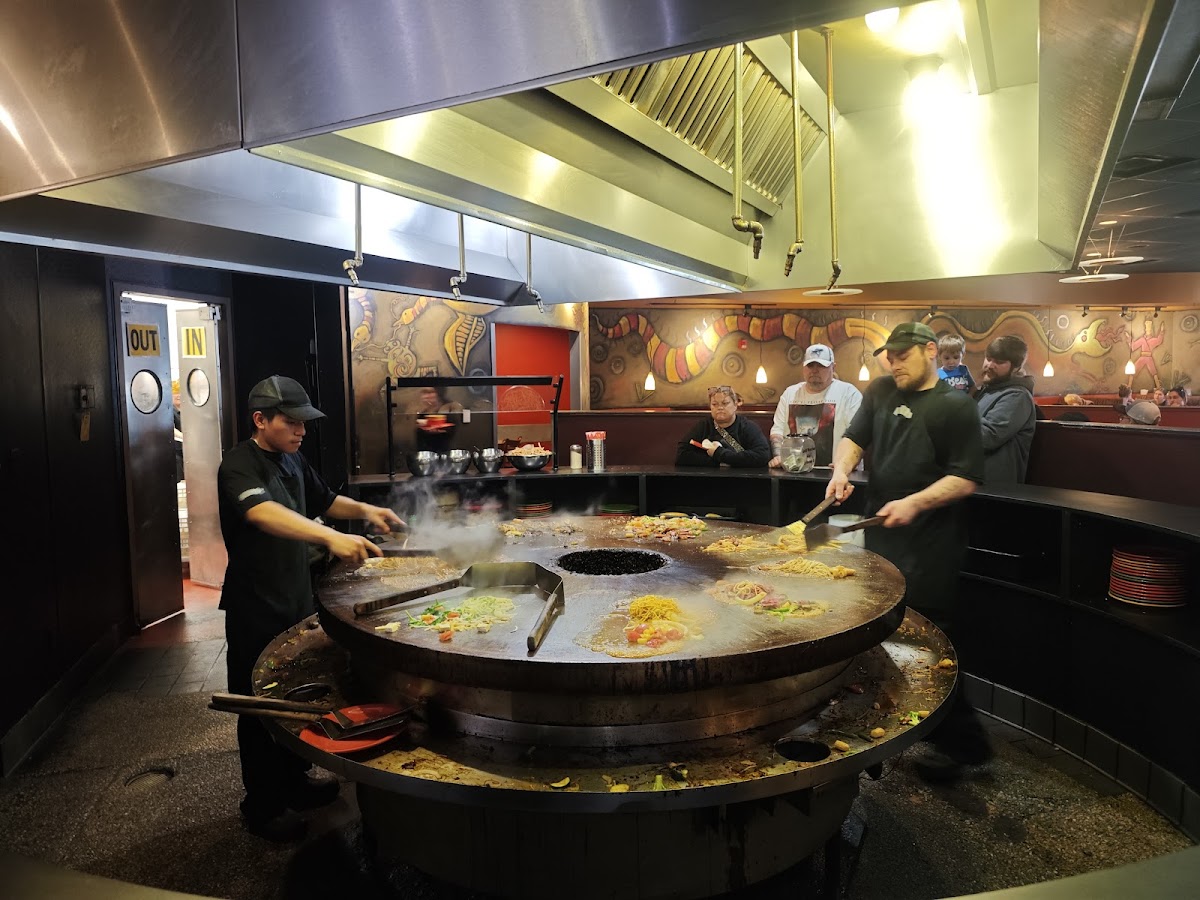 Huhot Mongolian Grill-4