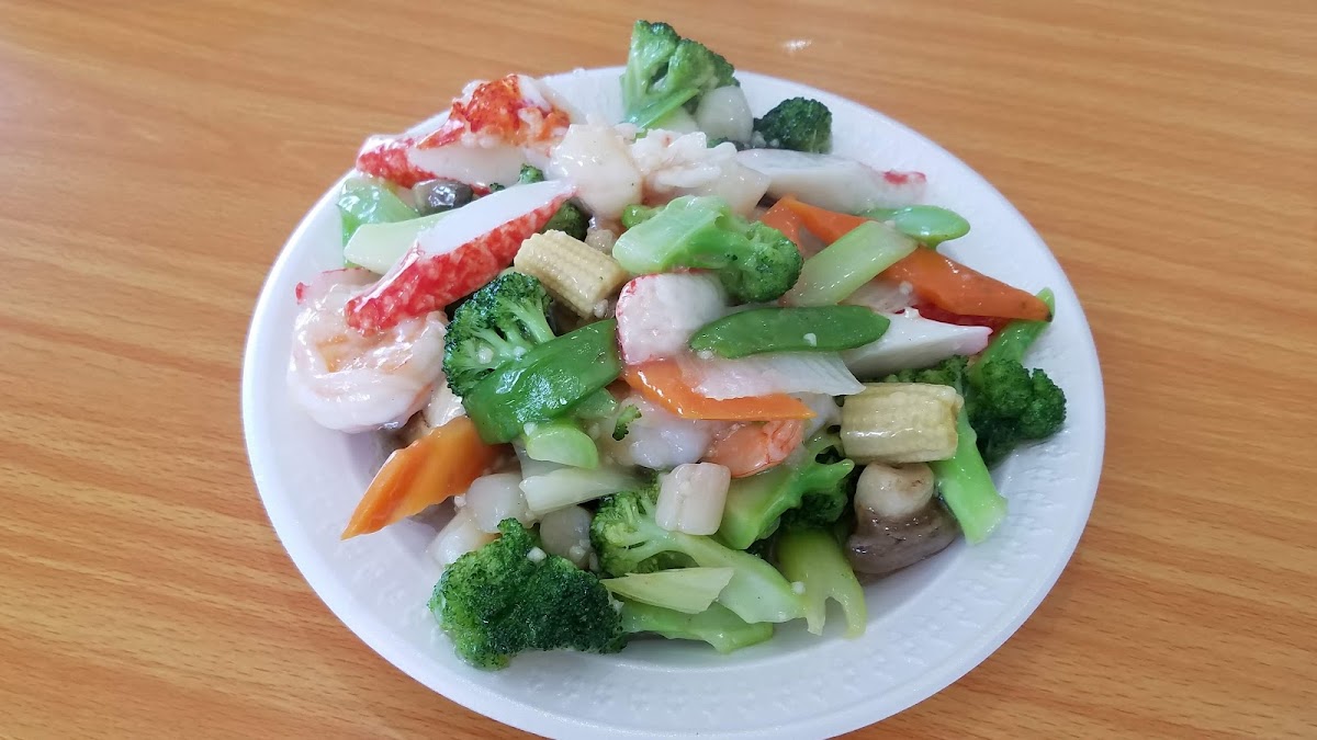 Hungry Panda Chinese Restaurant-9