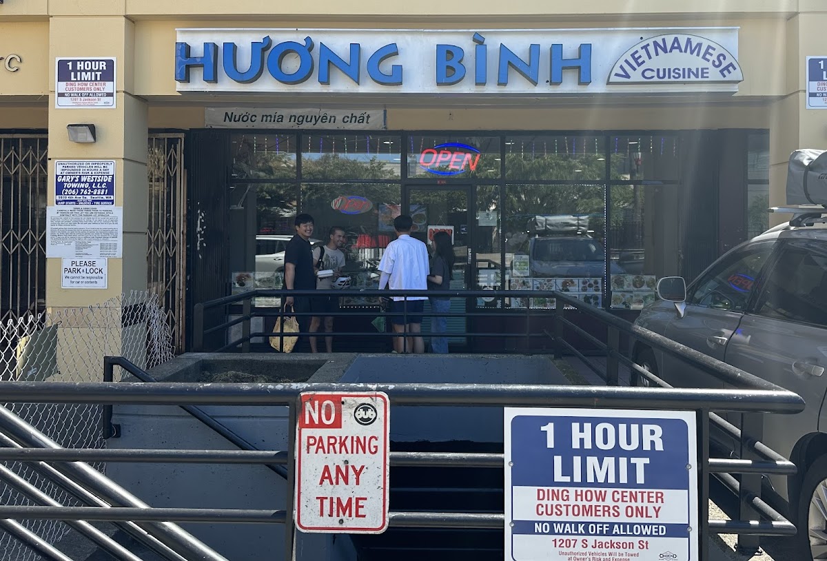 Hương Bình Restaurant