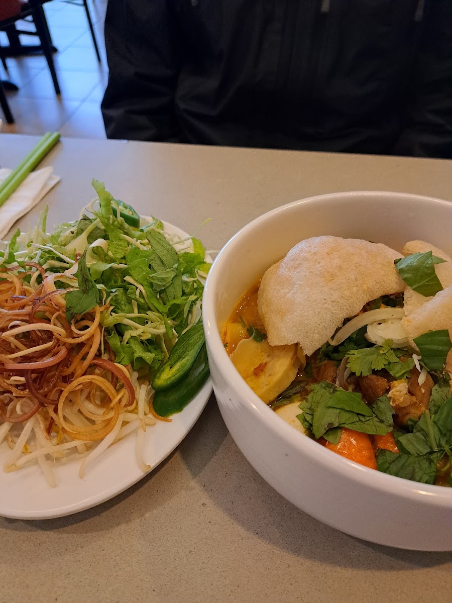 Hương Bình Restaurant-10