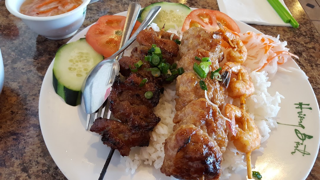 Hương Bình Restaurant-3