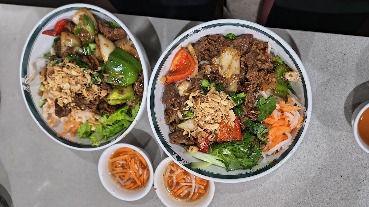 Hương Bình Restaurant-4