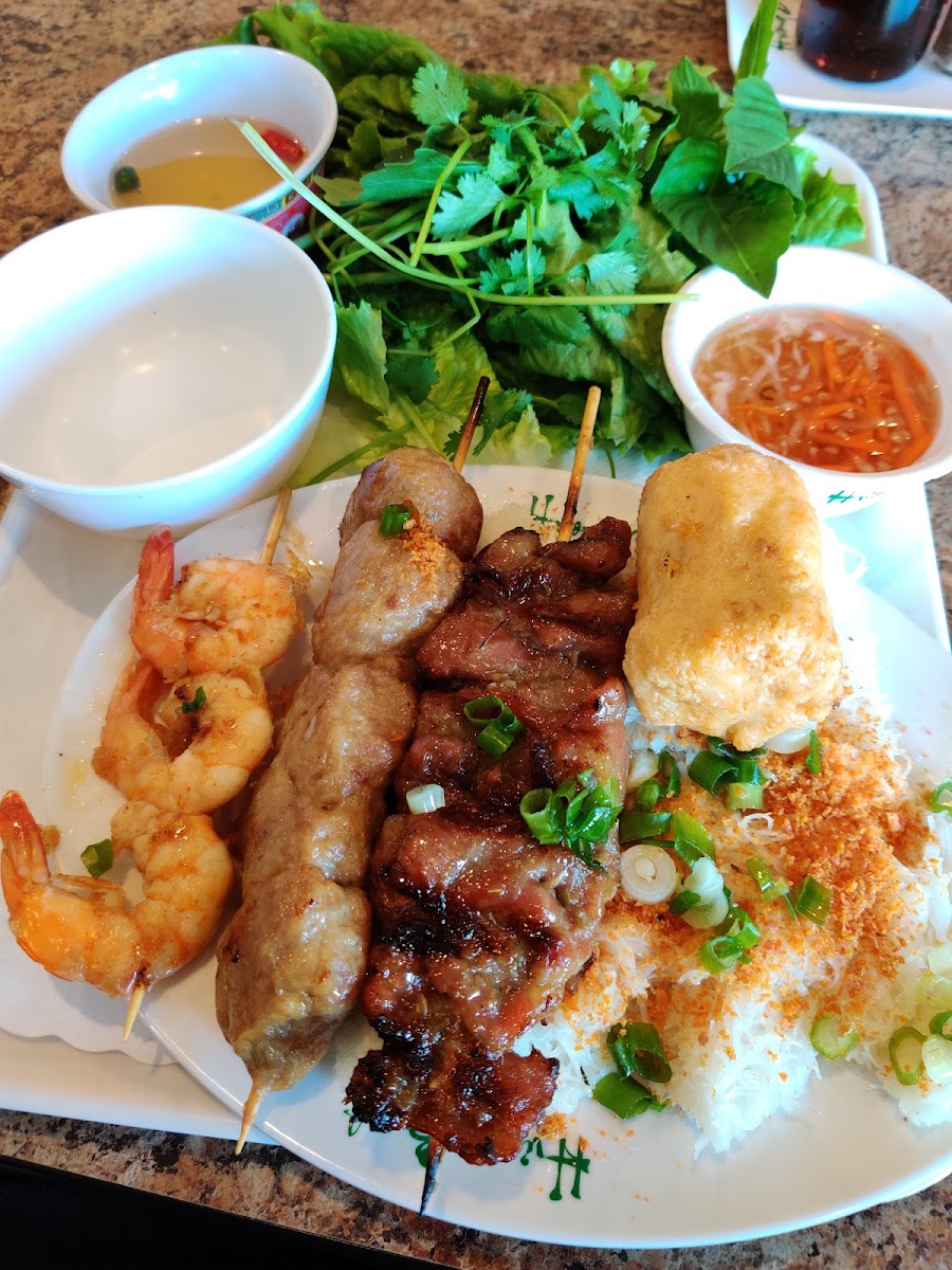 Hương Bình Restaurant-6