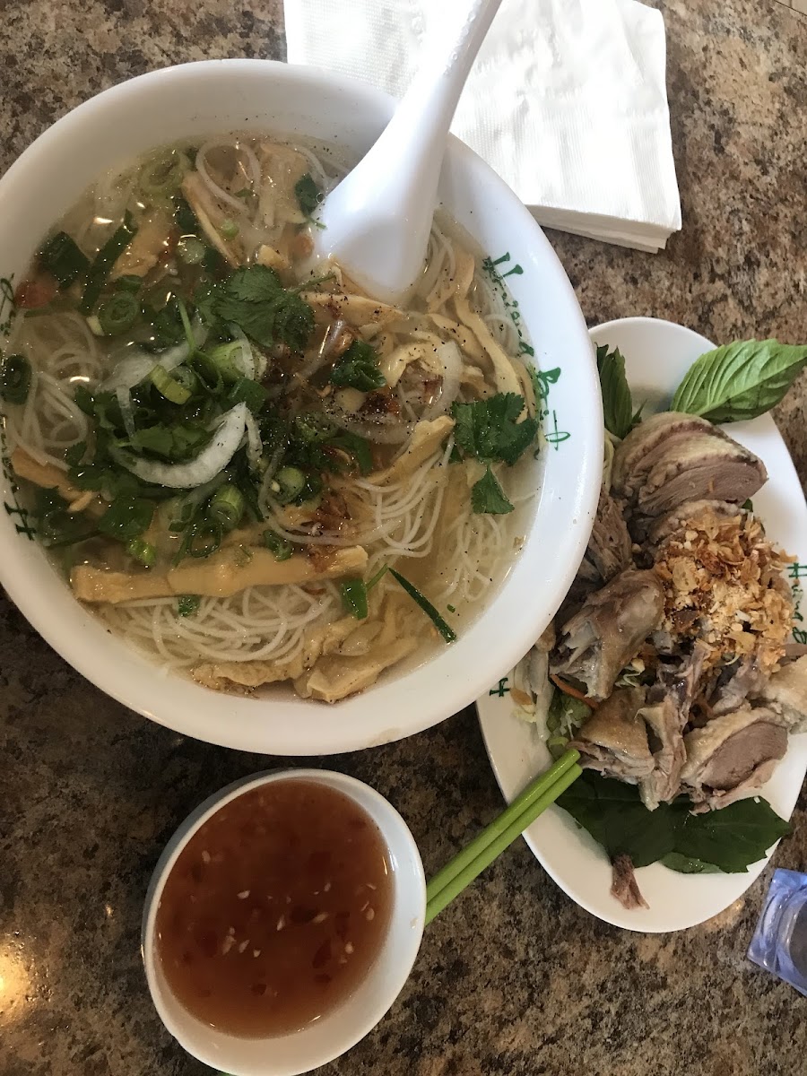 Hương Bình Restaurant-9