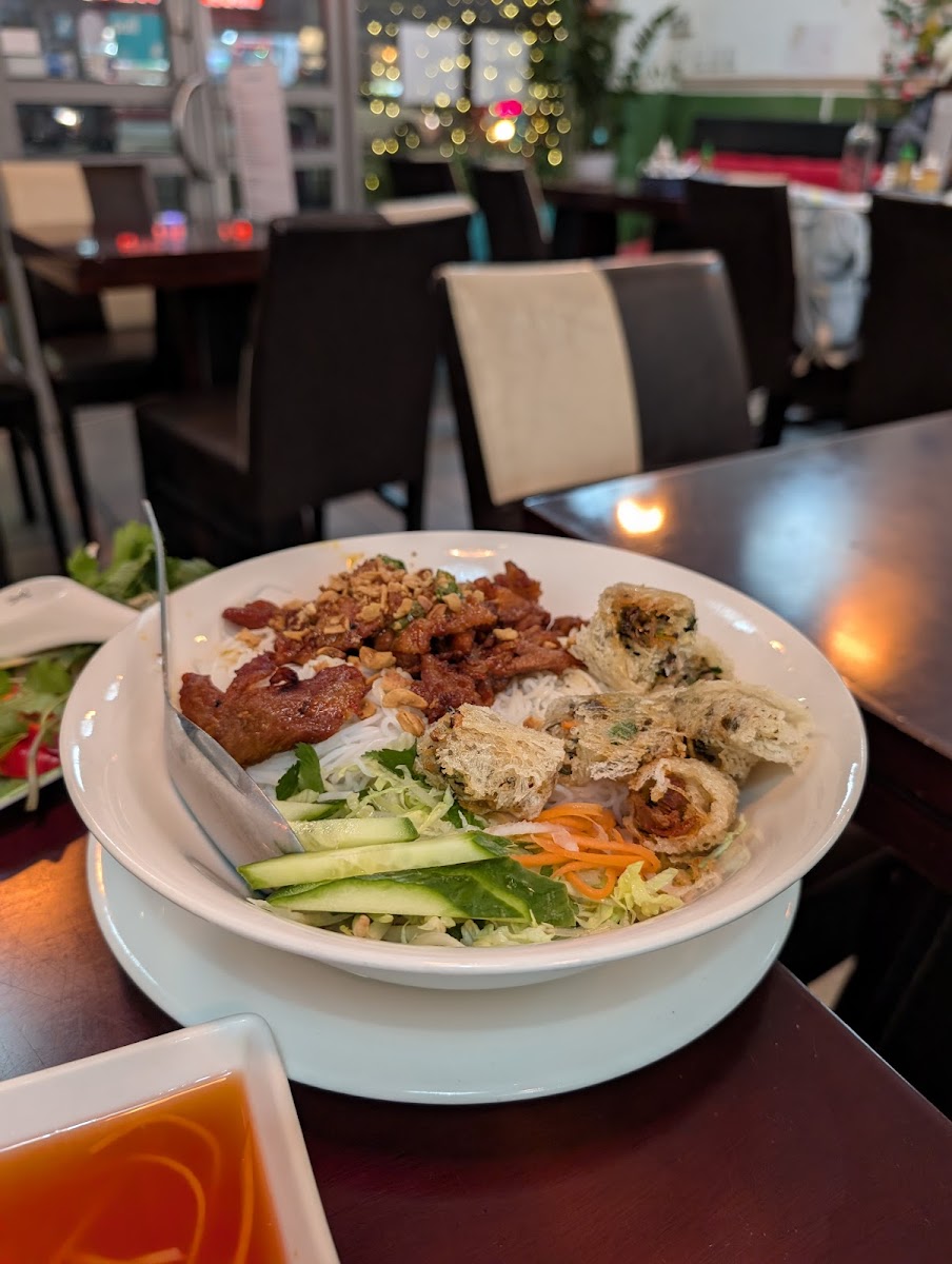 Huong Sen Restaurant-3