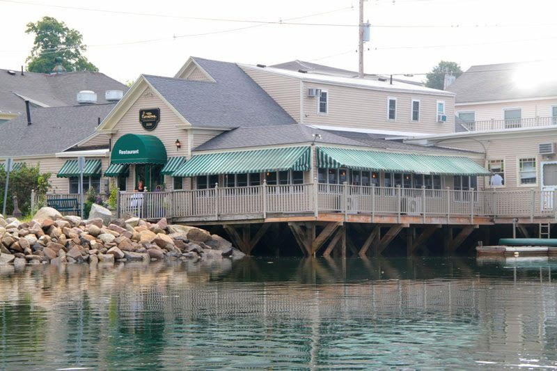Hurricane Restaurant-3