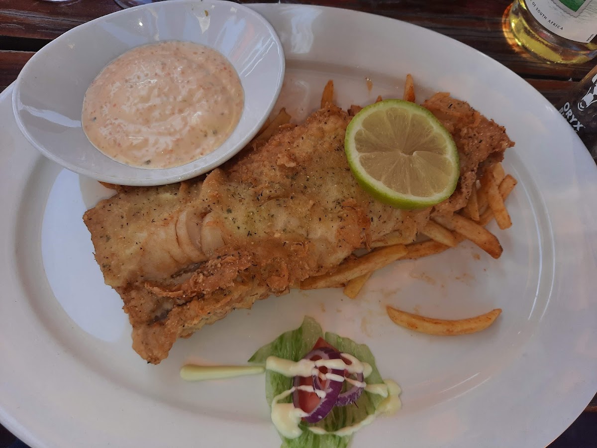 Husky's Restaurant & Bar-6