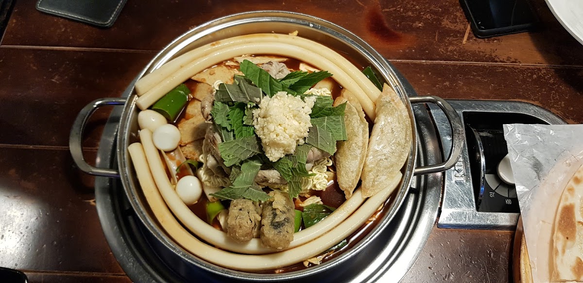 Hwa Tteok Original Gopchang Tteokbokki Myeongdong Restaurant-10