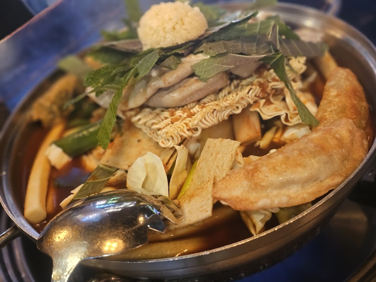 Hwa Tteok Original Gopchang Tteokbokki Myeongdong Restaurant-4