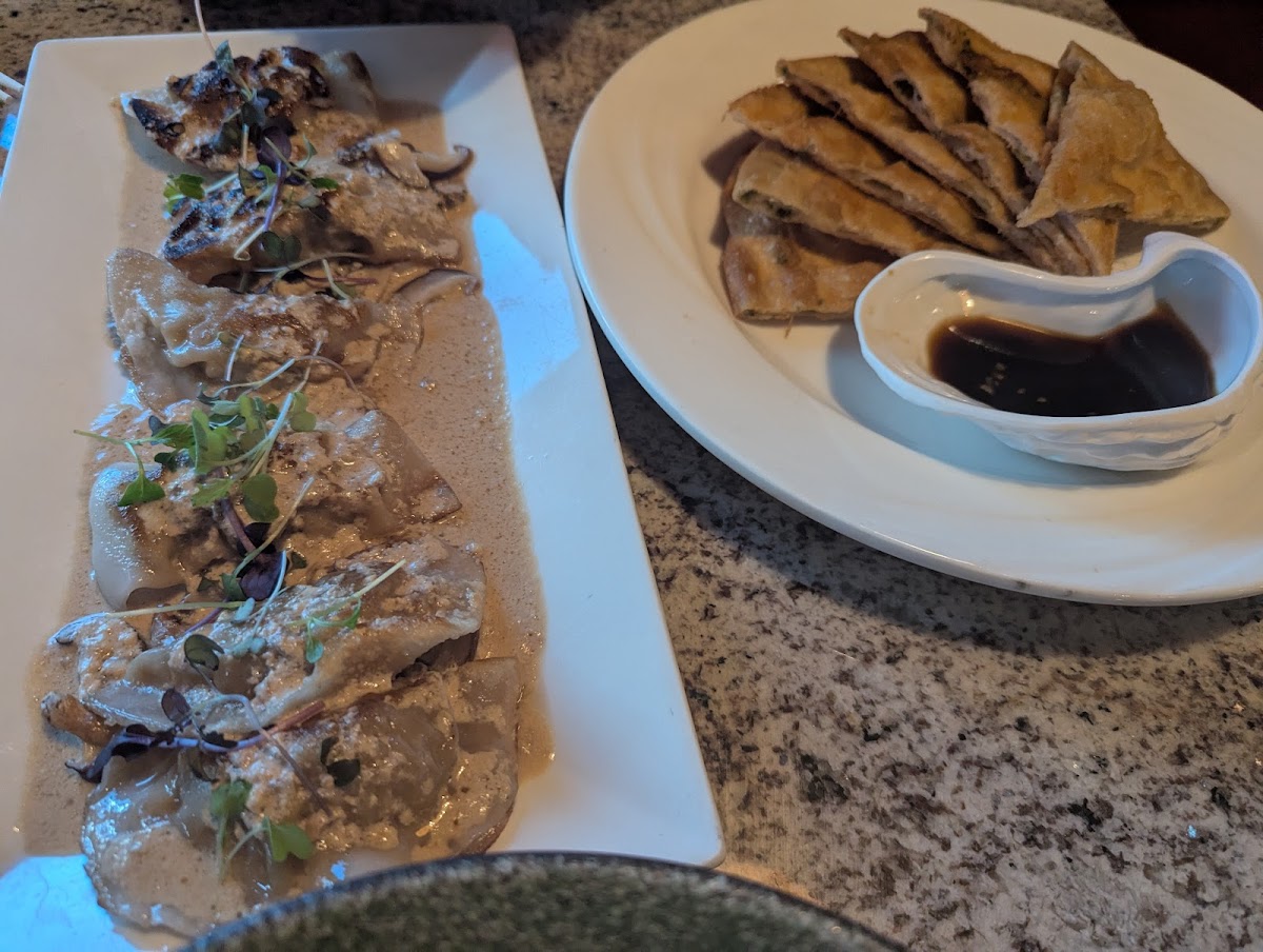 Ichiraku Ramen & Fusion-4