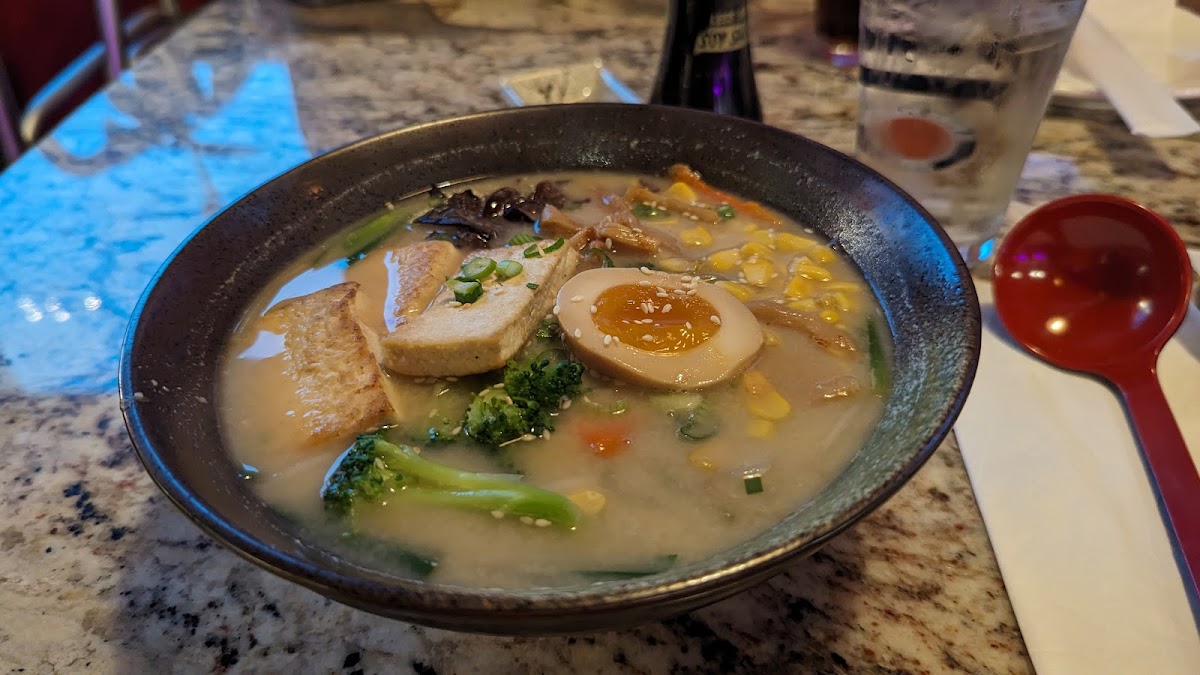 Ichiraku Ramen & Fusion-7