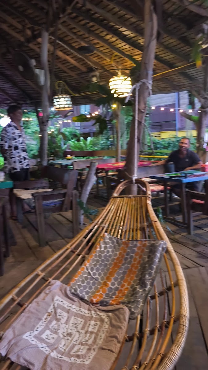 Ido Ido Restaurant & Chill Out Bar-2