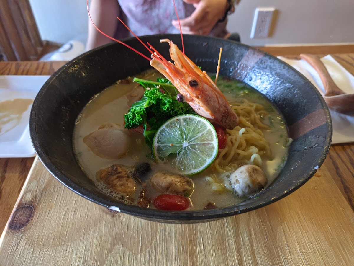 Ikemen Ramen Bar-10