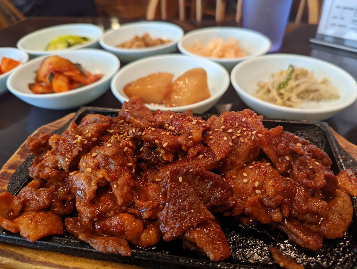 Il Mee Restaurant-3