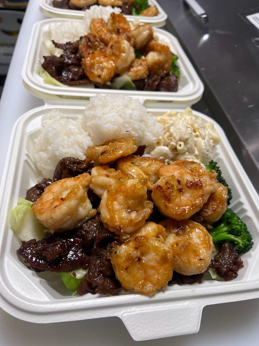 Ilava Hawaiian Barbecue-3