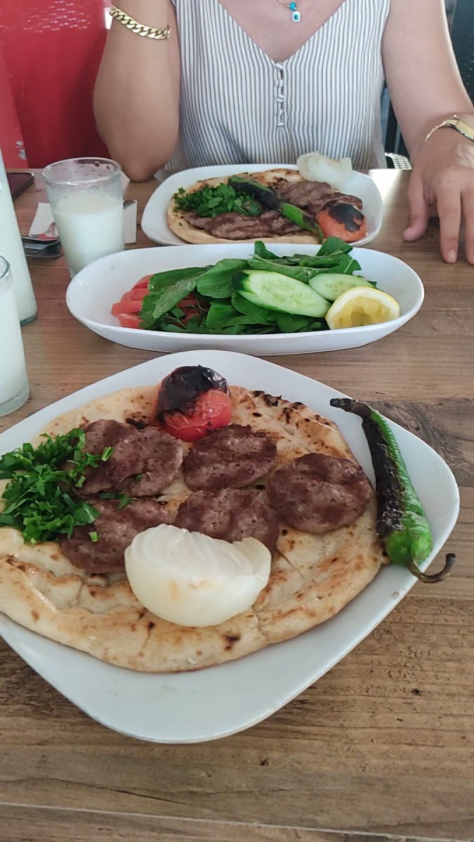 Şimşek Köfte Piyaz Manavgat-2