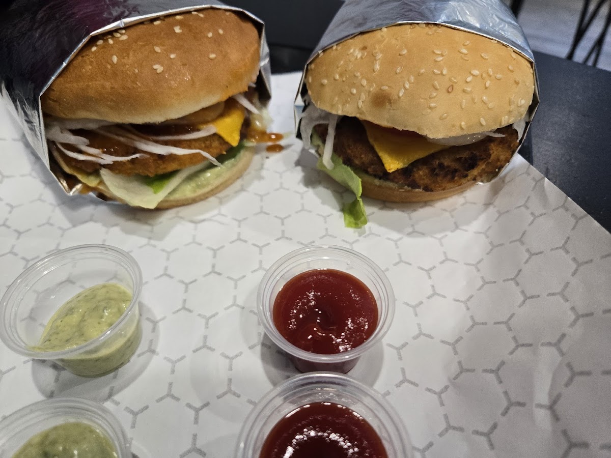 Indian Burger Joint Kingsway-7