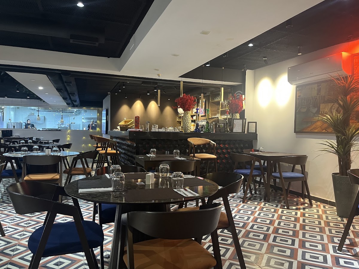 Invictus Restaurant