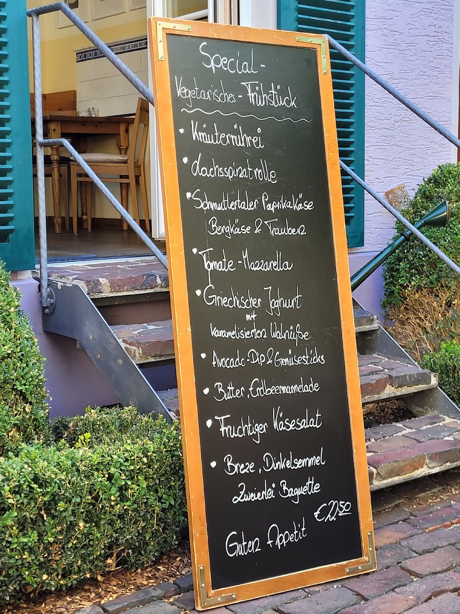 Menu Isa's Café-3