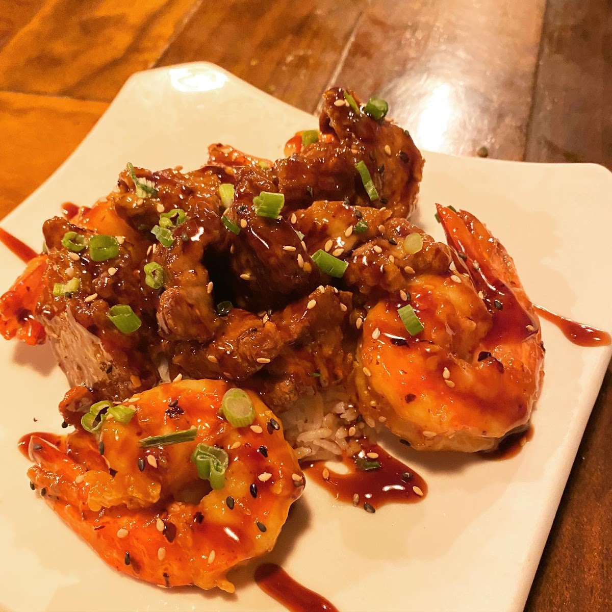 Island Time Sushi Bar And Seafood Grill-3
