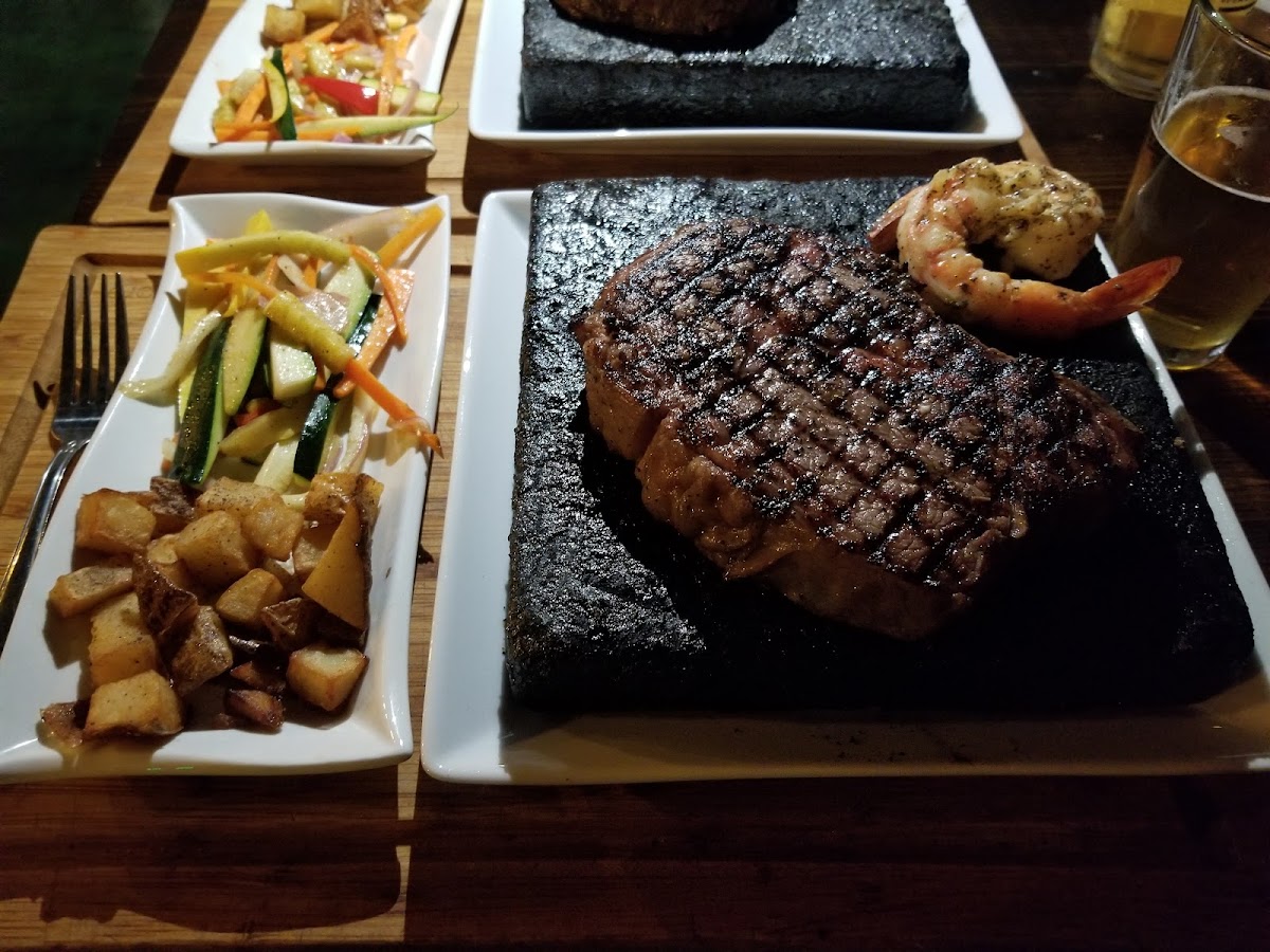 Island Time Sushi Bar And Seafood Grill-9