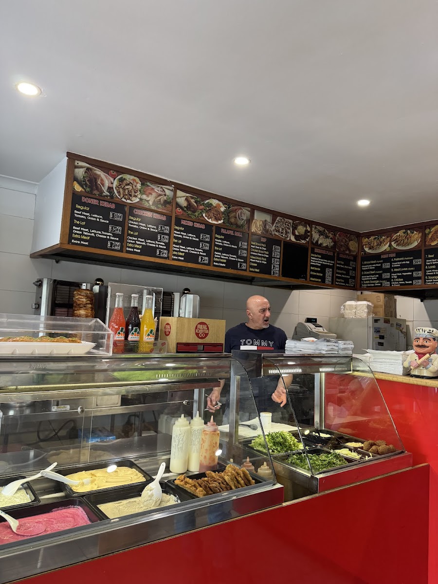 Istanville Kebab And Pide Shop-3