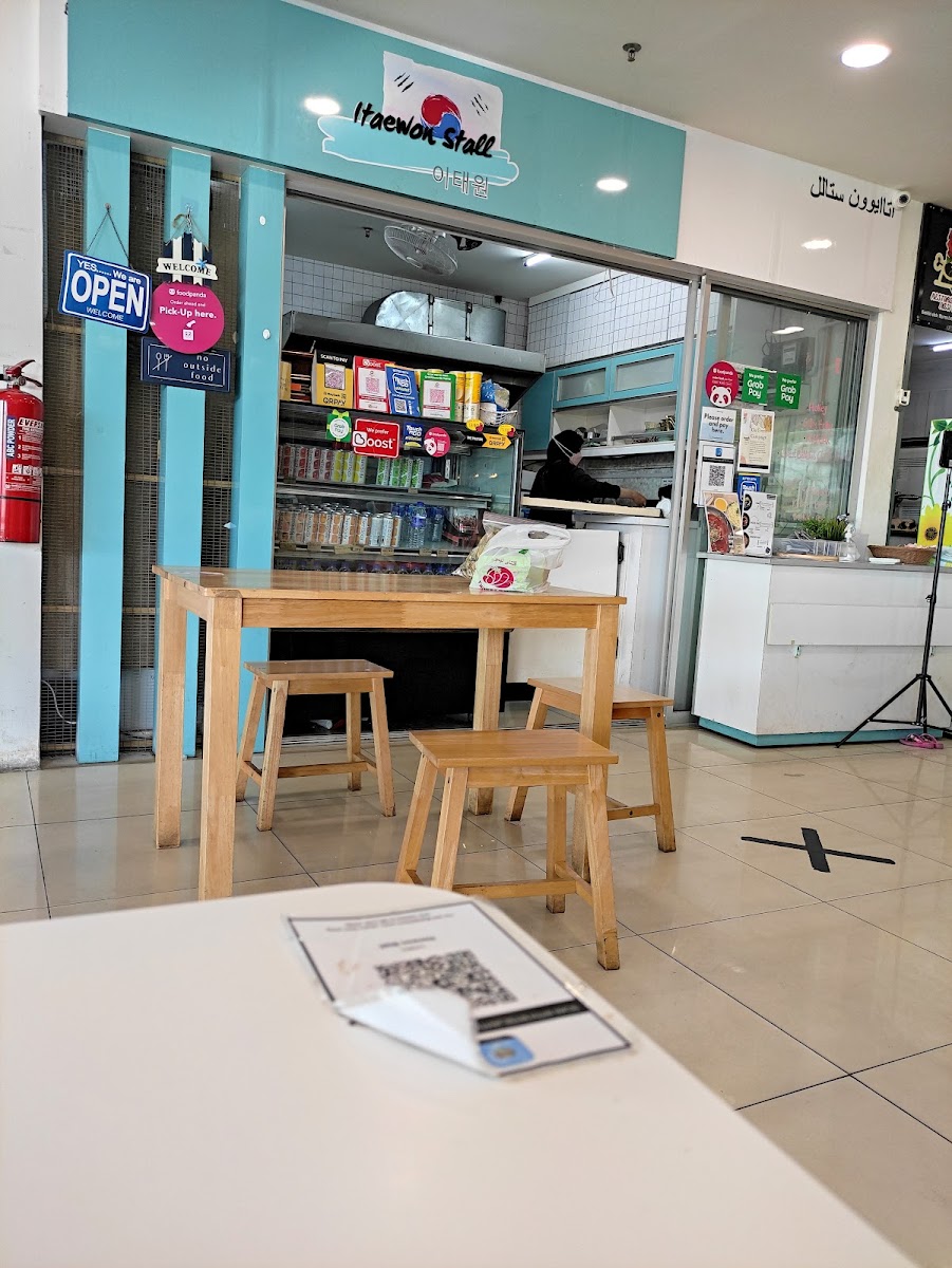 Itaewon Stall