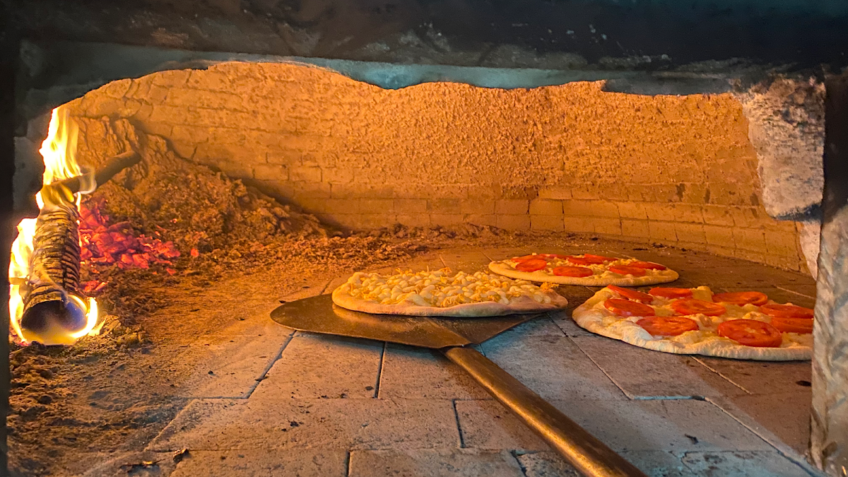 Italianinha Pizzas E Pastéis-5