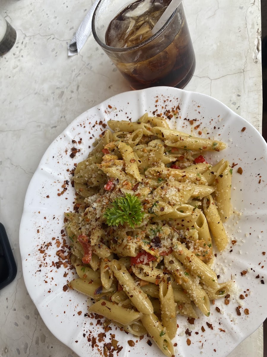 Italo Pizza Cafe & Mart-10