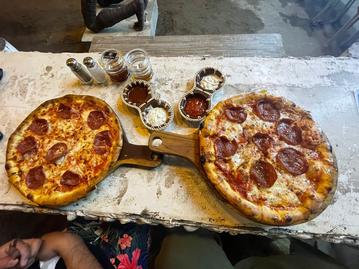 Italo Pizza Cafe & Mart-5