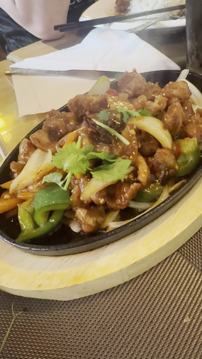 Izumi Japanese Sushi & Chinese-2