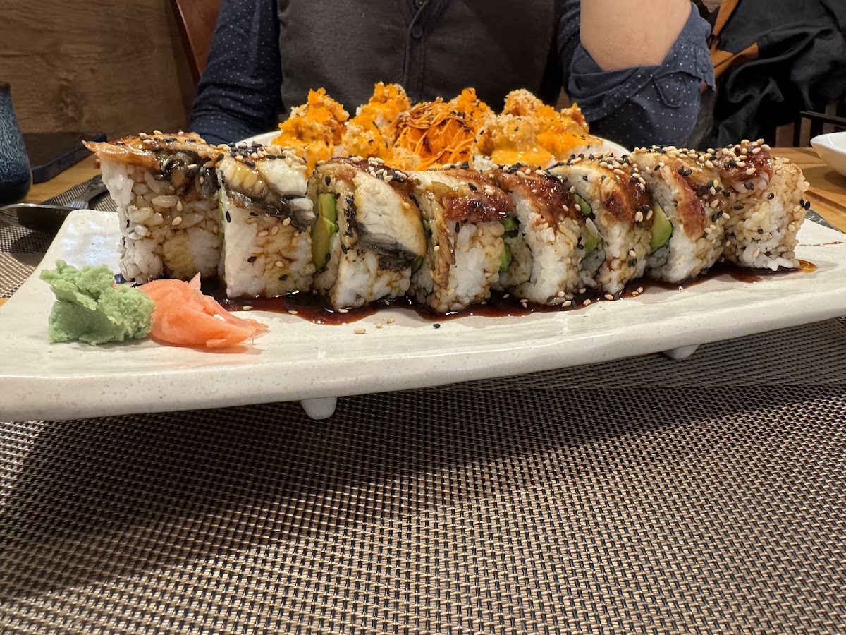 Izumi Japanese Sushi & Chinese-5