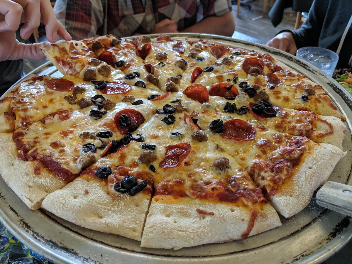 Jammer Joes Grill And Pizzaria-6