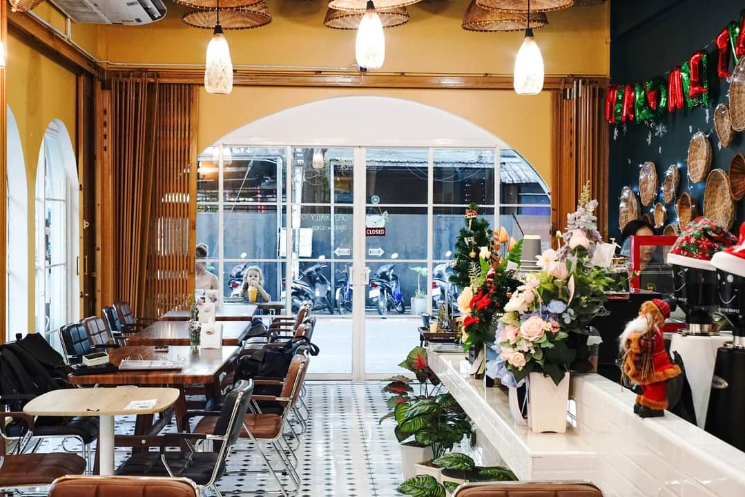 Jeab Cafe & Thai Food