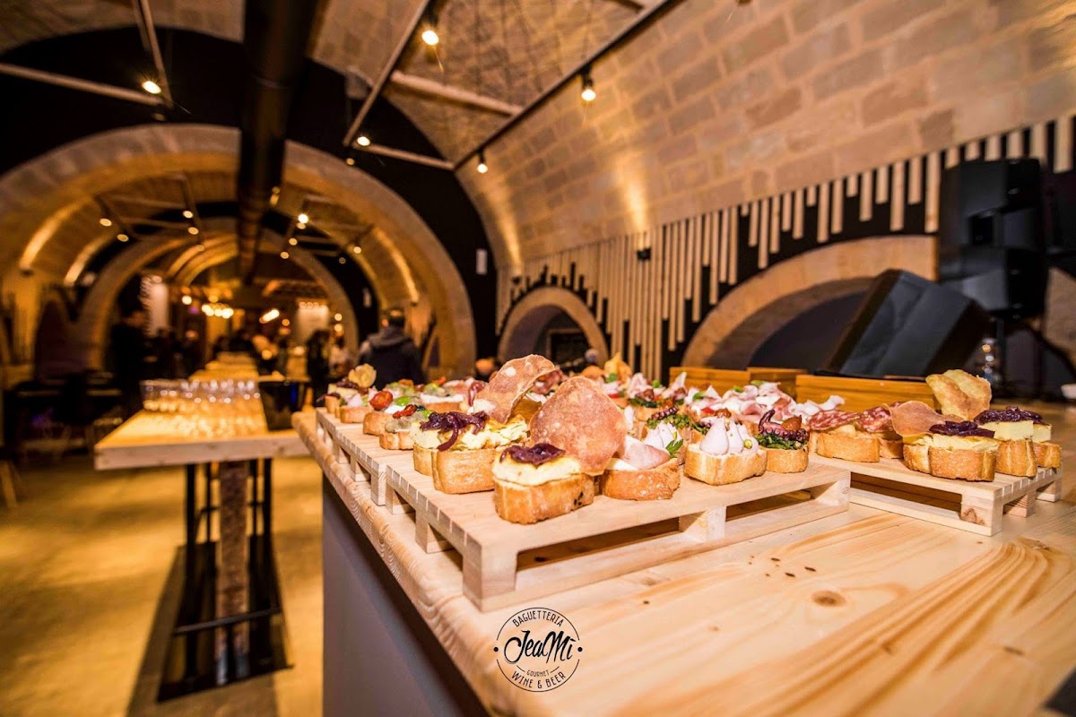 Jeamì Baguetteria - Pizzeria - Wine & Beer