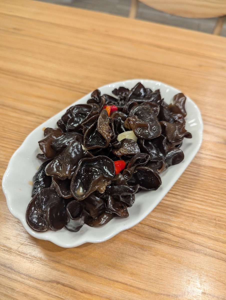 Jibeichuan Noodle House 季北川花胶鸡米粉-4