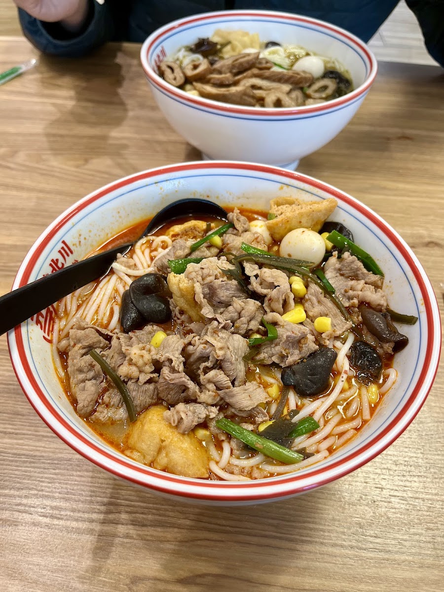 Jibeichuan Noodle House 季北川花胶鸡米粉-5
