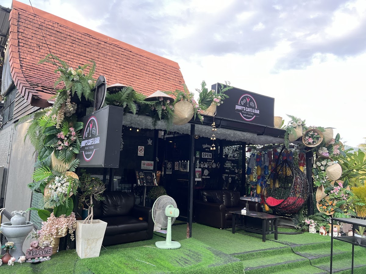 Jinny's Cafe & Bar
