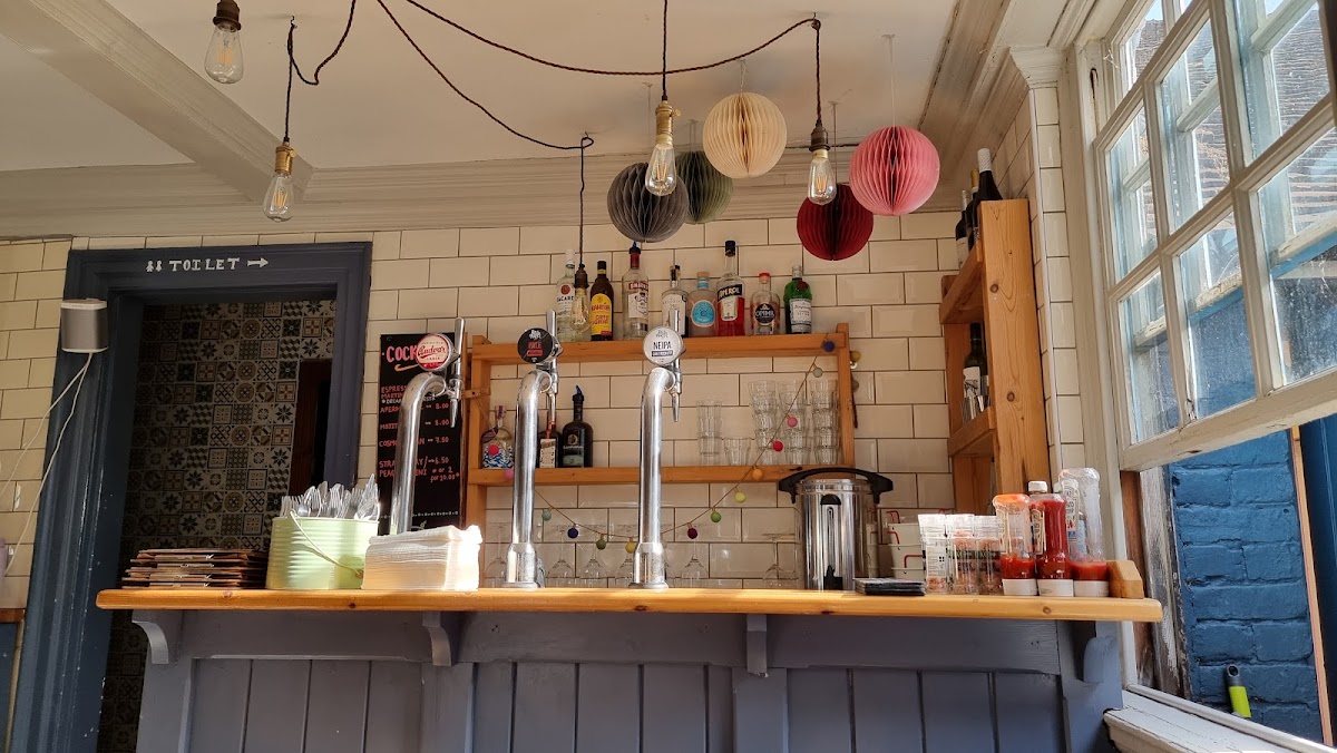 Jittermugs Coffee Wine And Tapas Bar-4