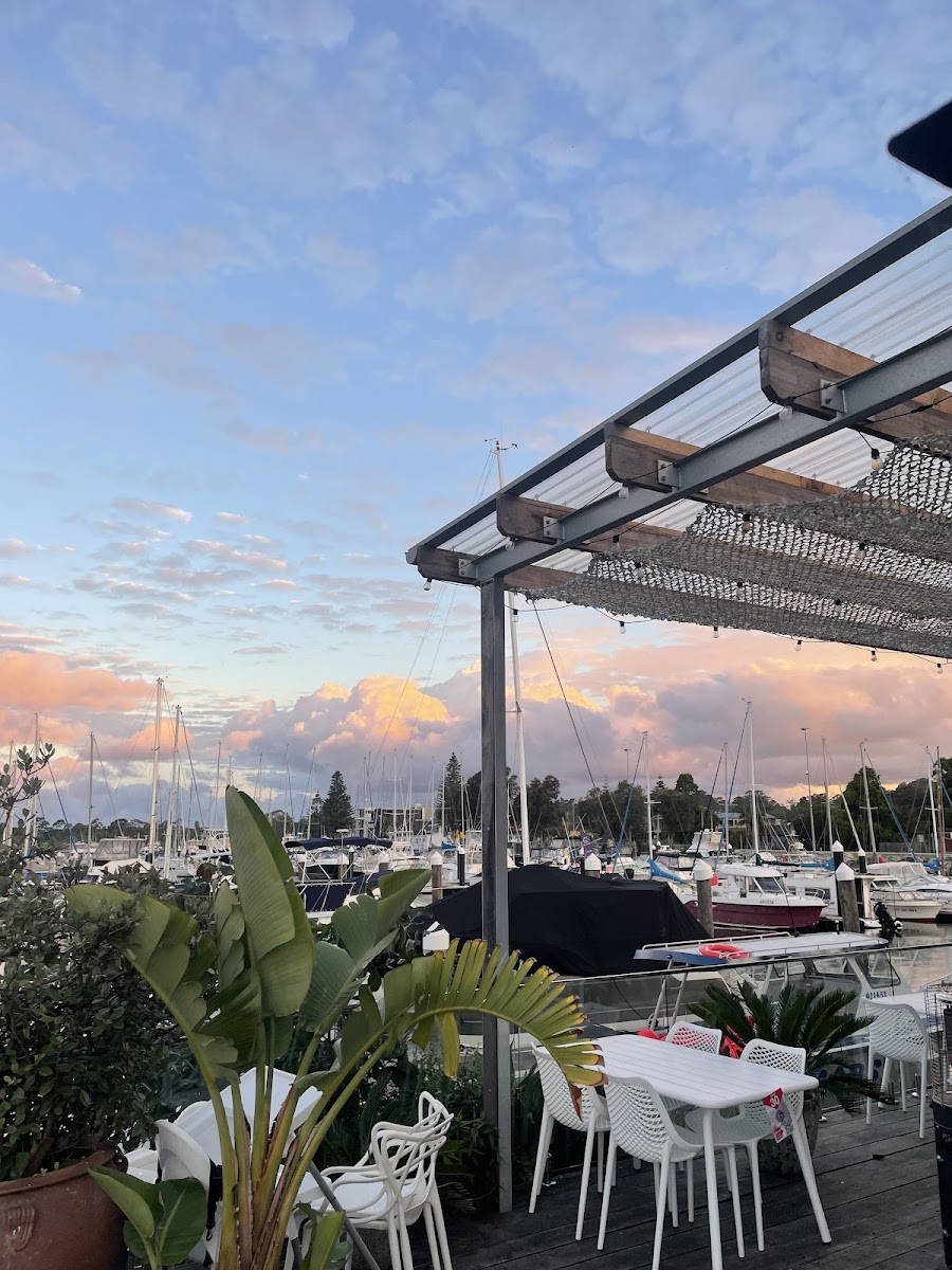 Jj's At The Marina
