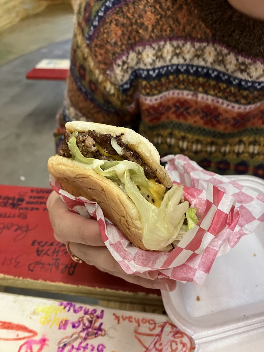 Johnny’S Grub To Go-8