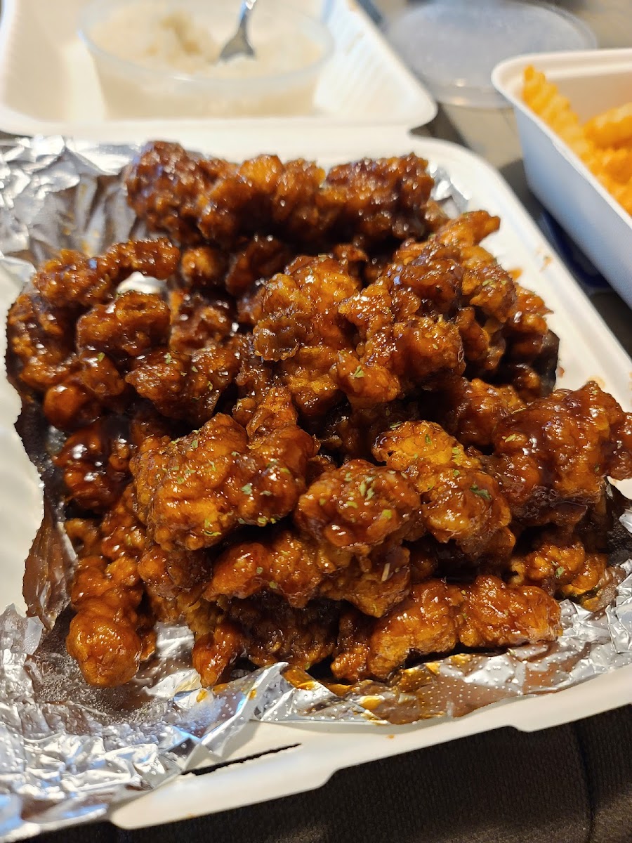 John's Fried Chicken Chilliwack-9