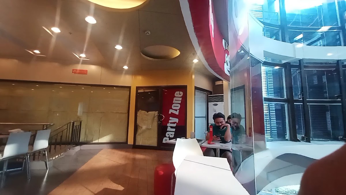 Jollibee Centris Mall-2