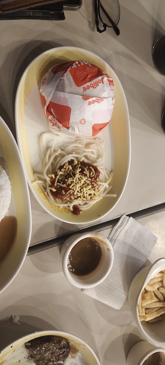 Jollibee Centris Mall-7