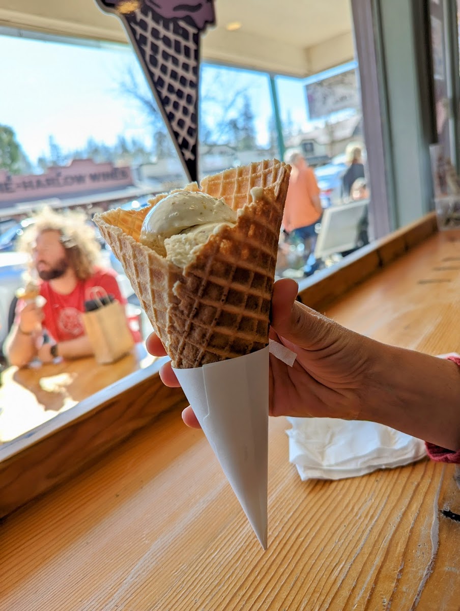 Joma's Artisan Ice Cream-9