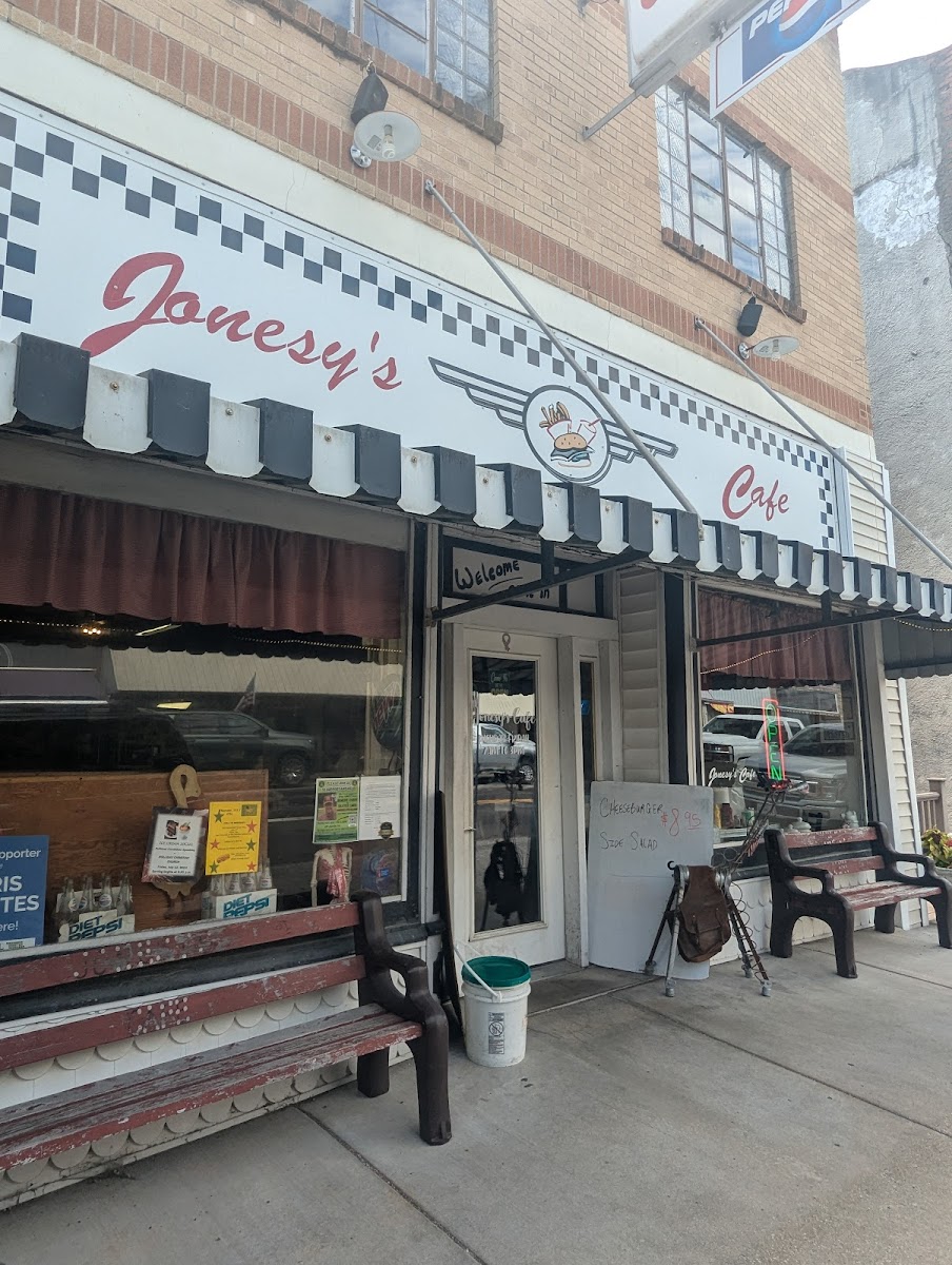 Jonesy's Cafe Llc