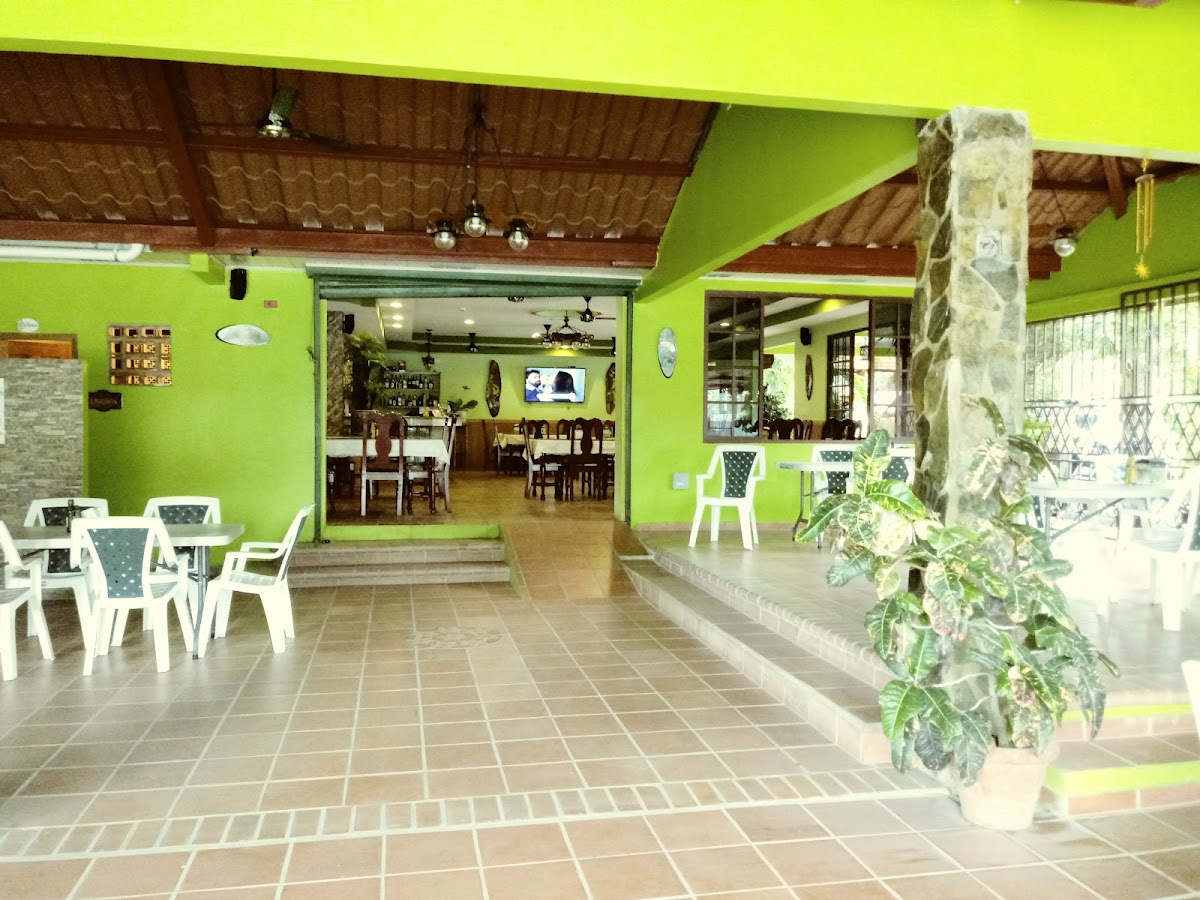 Joron Y Cevicheria Lucar Restaurante